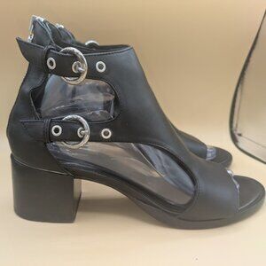 Rag & Bone Leather Cut out  black  sandals, 2 inch Heel, SZ 6.5 (36.5)